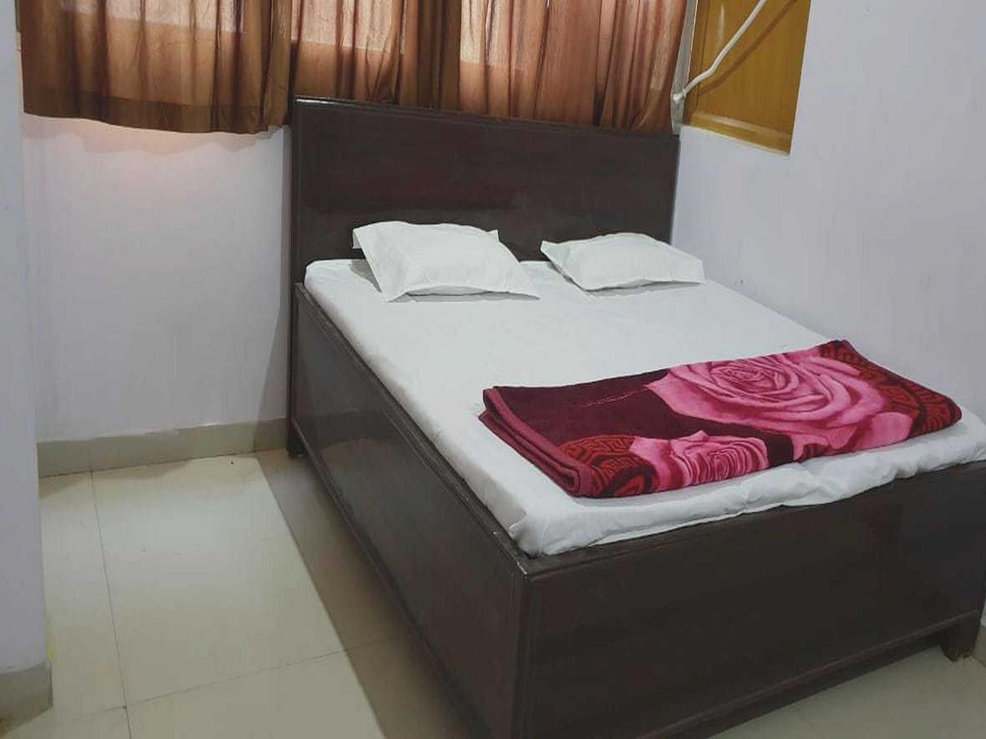 Hotel O Rr Guest House Patna  Buitenkant foto
