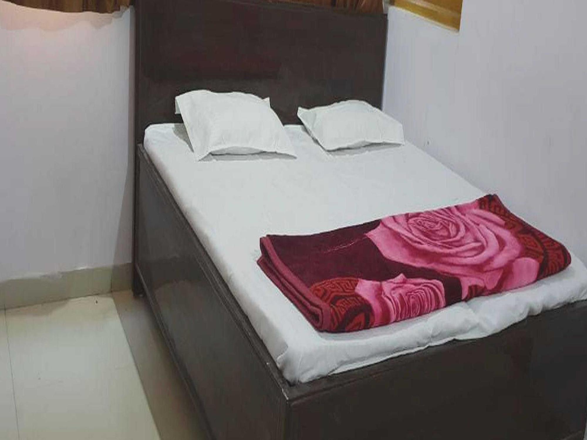 Hotel O Rr Guest House Patna  Buitenkant foto